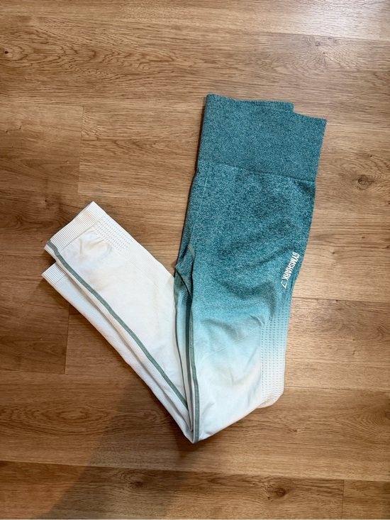 Gymshark Pants - NWOT Gymshark Seamless Ombre leggings